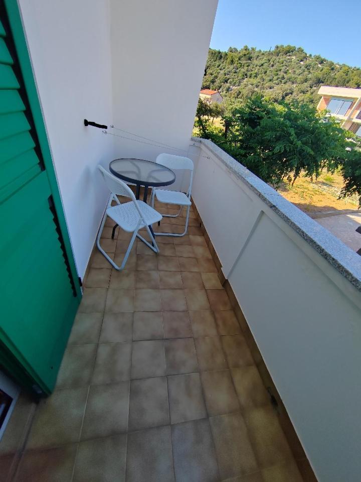 Room'S Brica Barbat na Rabu Екстер'єр фото