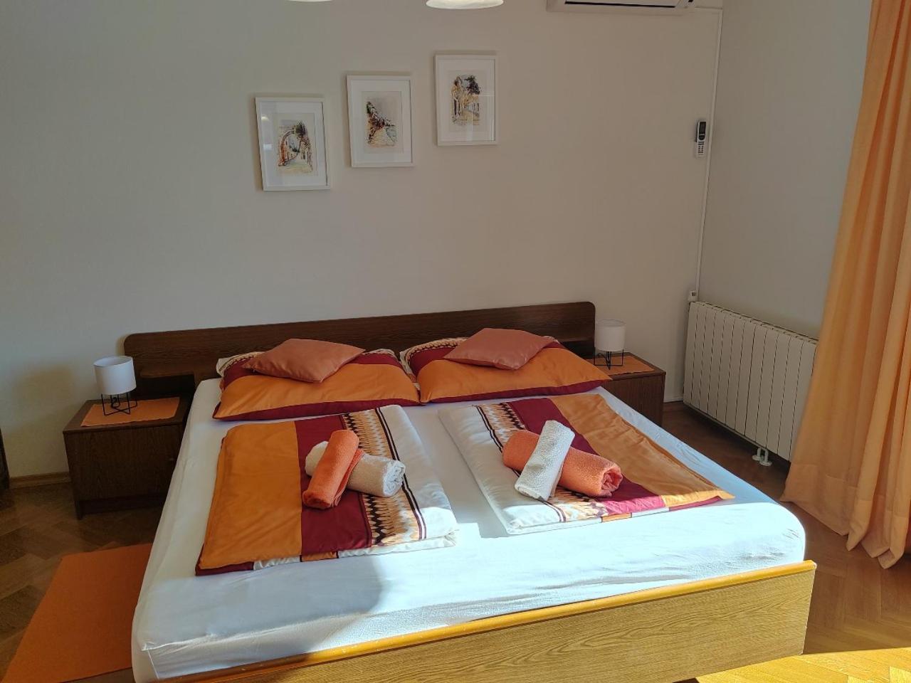Room'S Brica Barbat na Rabu Екстер'єр фото