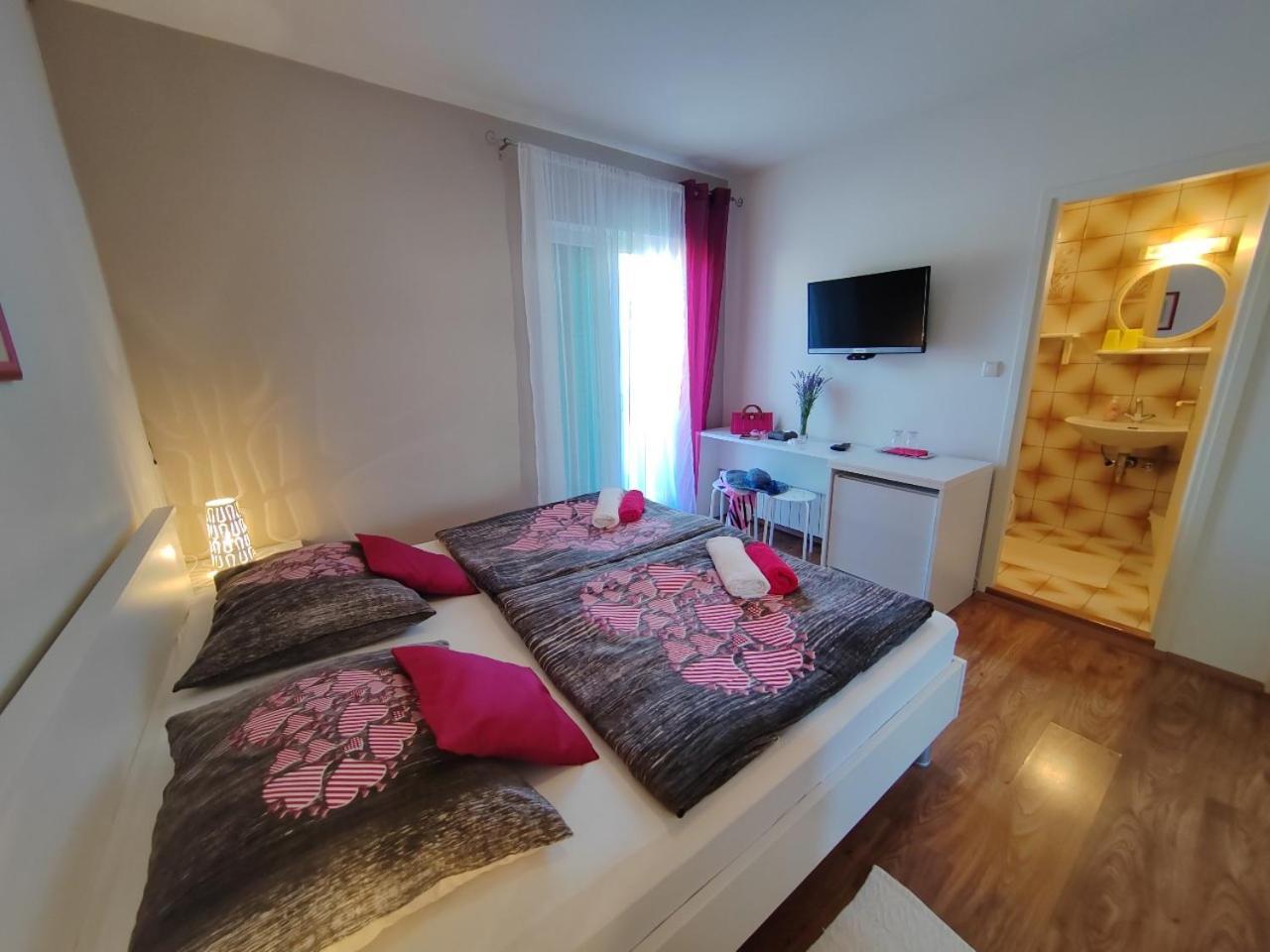 Room'S Brica Barbat na Rabu Екстер'єр фото