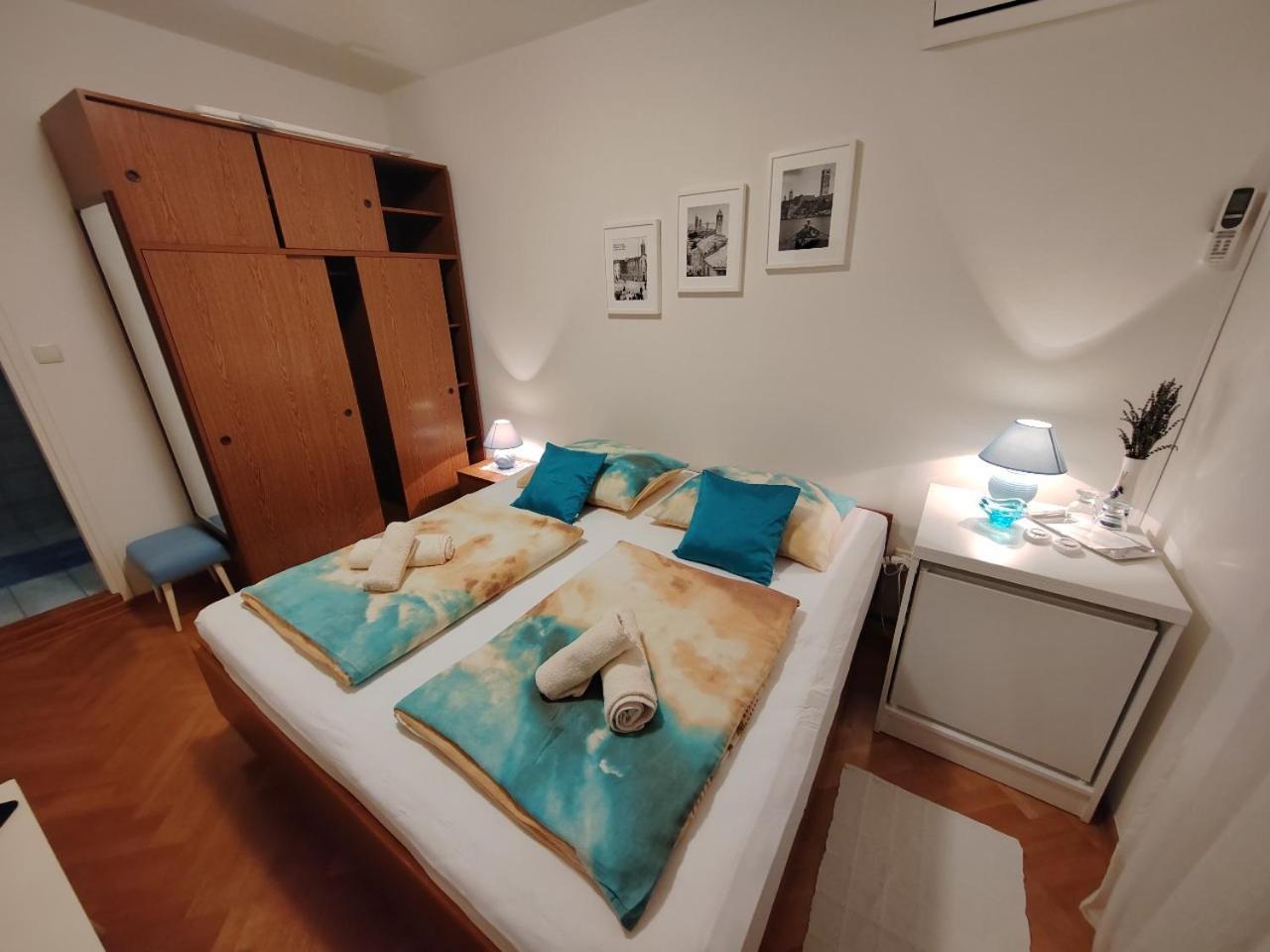 Room'S Brica Barbat na Rabu Екстер'єр фото